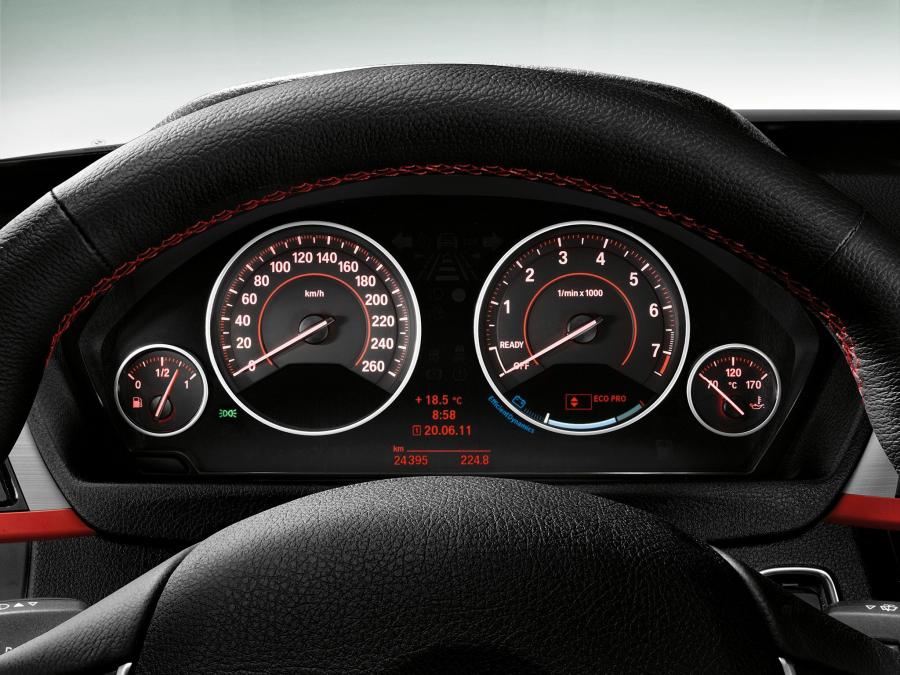  BMW 335i Sedan Sport Line 2012 года  (фото 2 из 16)